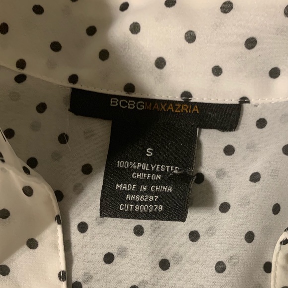 BCBGMAXAZRIA polka dot blouse with tie and buttons - Picture 3 of 4